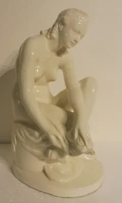 Zsigmond Kisfaludi Strobl (1884 - 1975) / Sediaca thumbnail 1