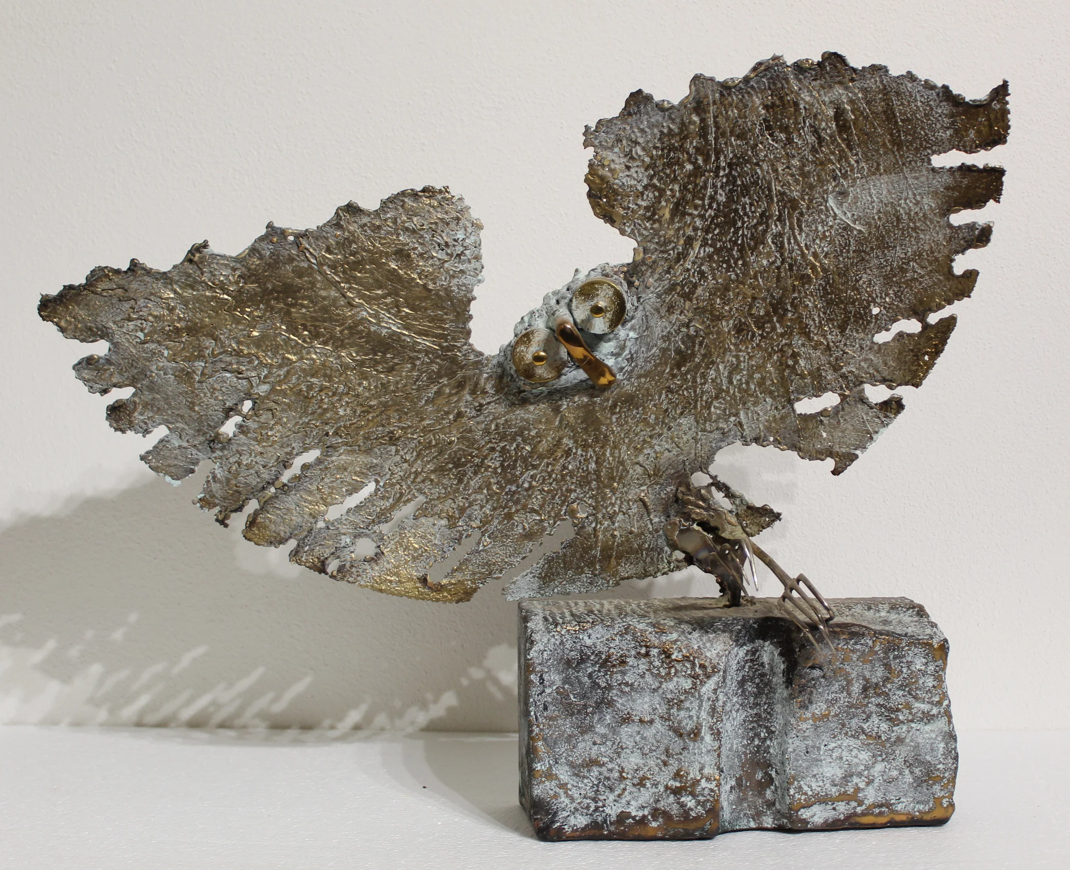 Milan Lukáč (1962) / Bubo Bubo - Smal and Beautiful